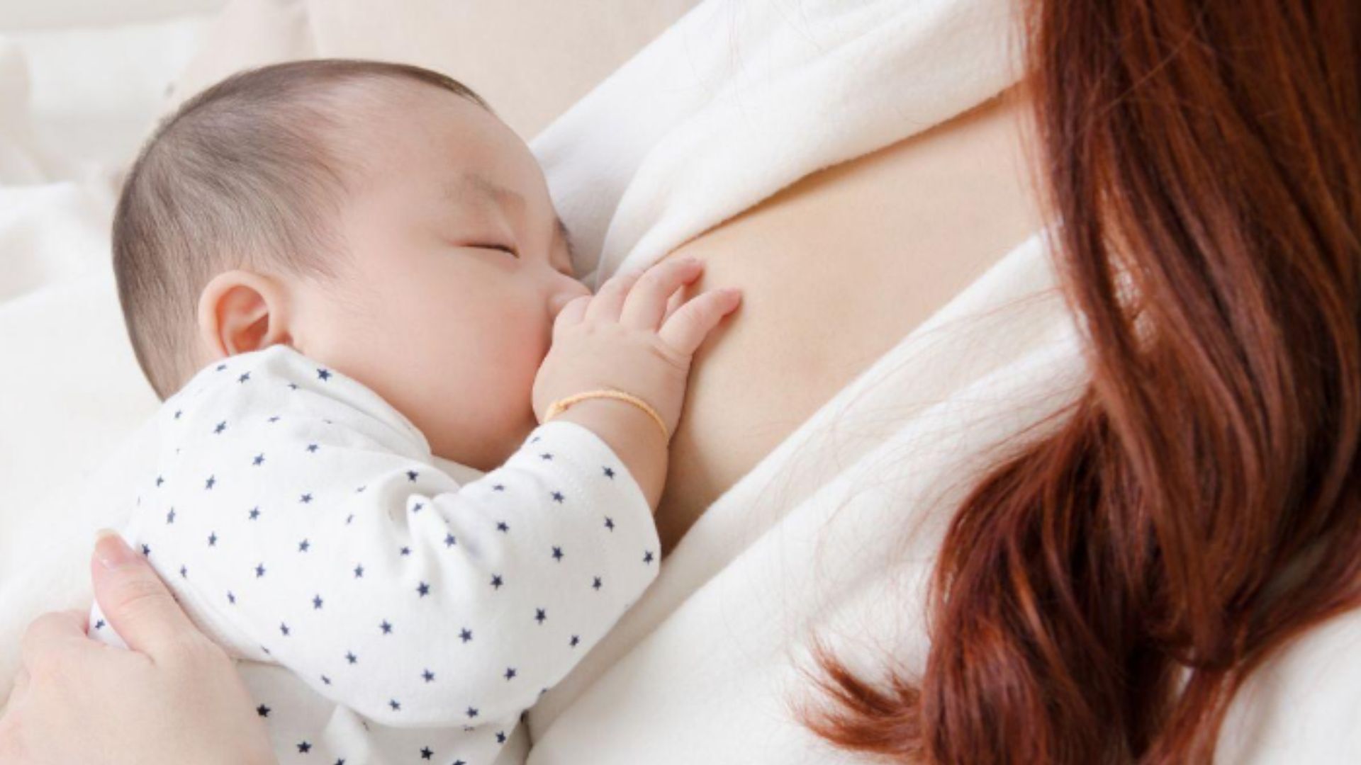 A amamentação conecta o bebê com a mãe