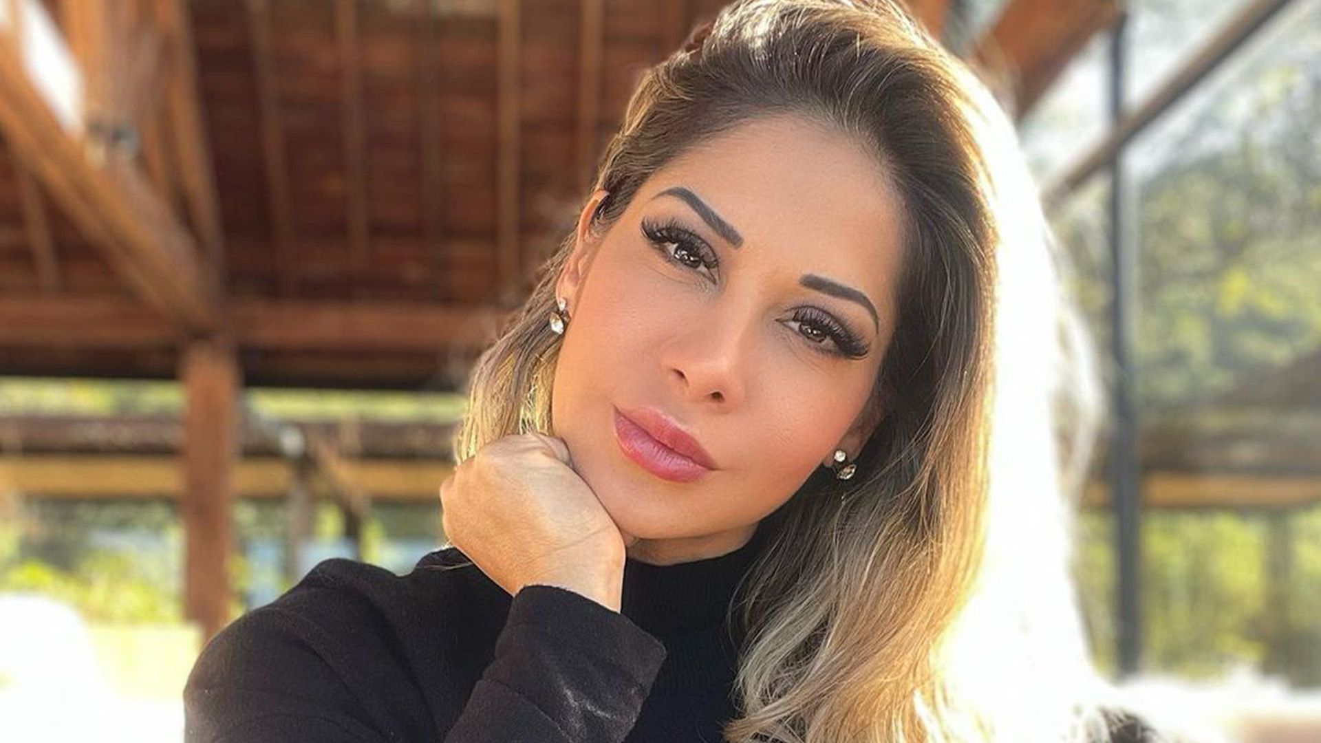 Maira Cardi defende pastor que relatou ter beijado a boca da filha para ser “1º homem dela”