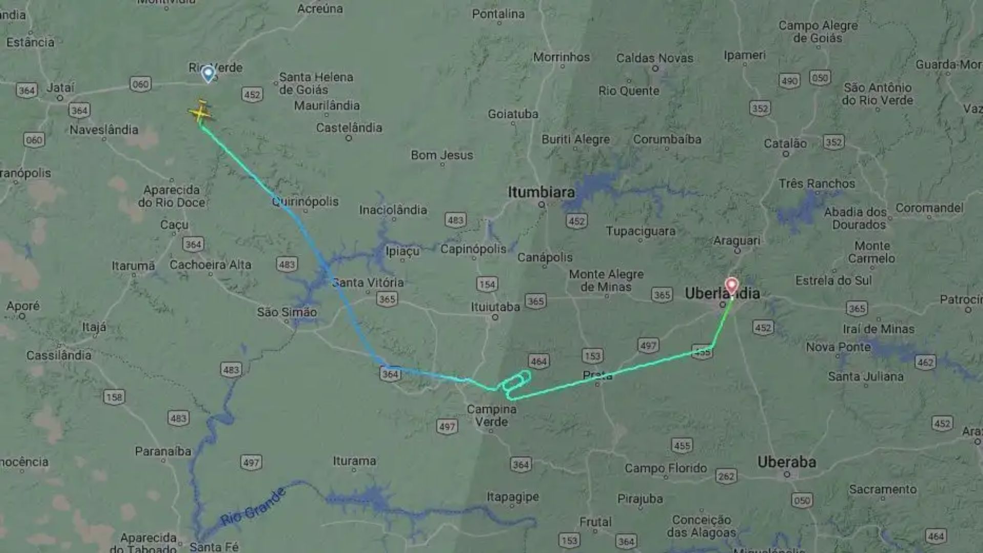 Avião da Voepass com destino a Guarulhos faz pouso de emergência por problema técnico