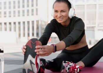 Praticar atividade física diariamente pode diminuir 38% das chances de câncer de mama, revela estudo