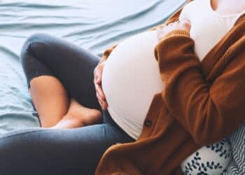 Grávidas podem comer sushi? Saiba os riscos e quais as opções seguras