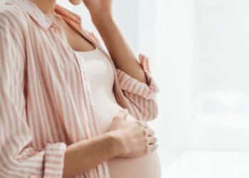 Está grávida? Descubra os primeiros sinais que seu corpo está te dando