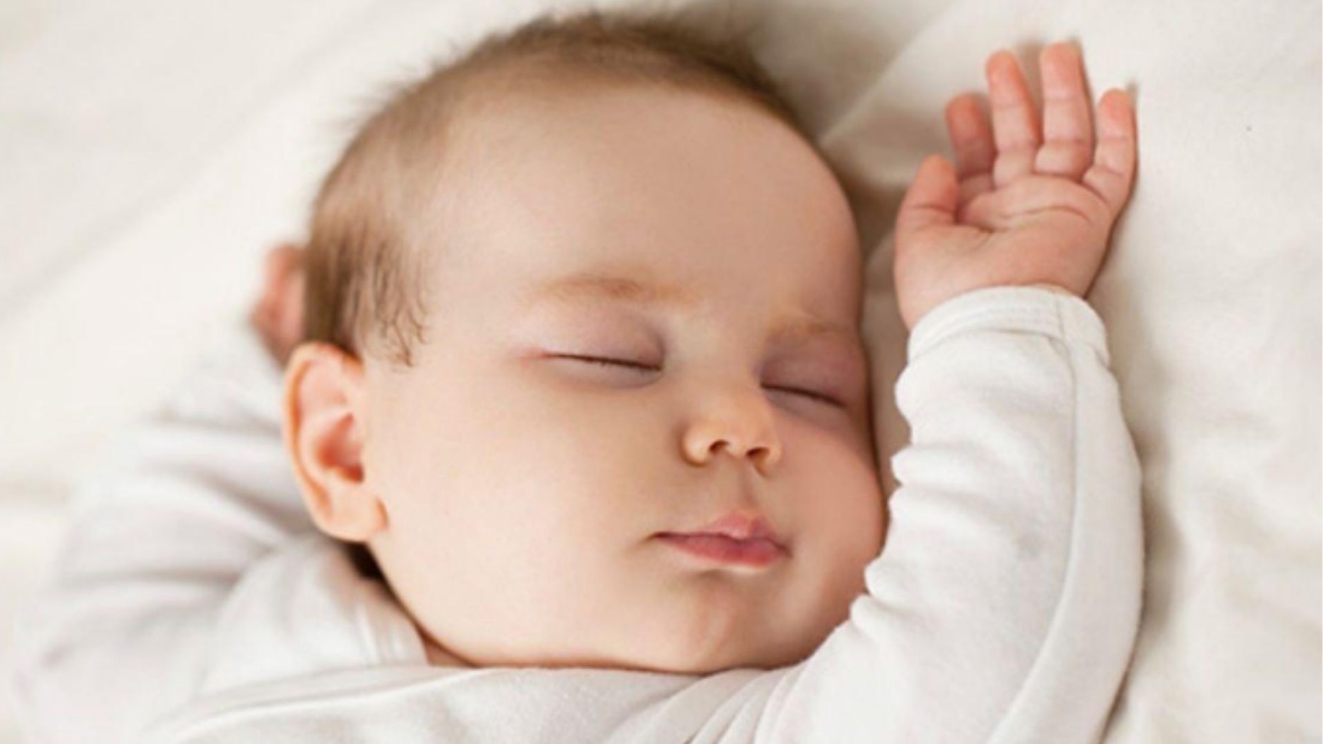 bebe dormindo