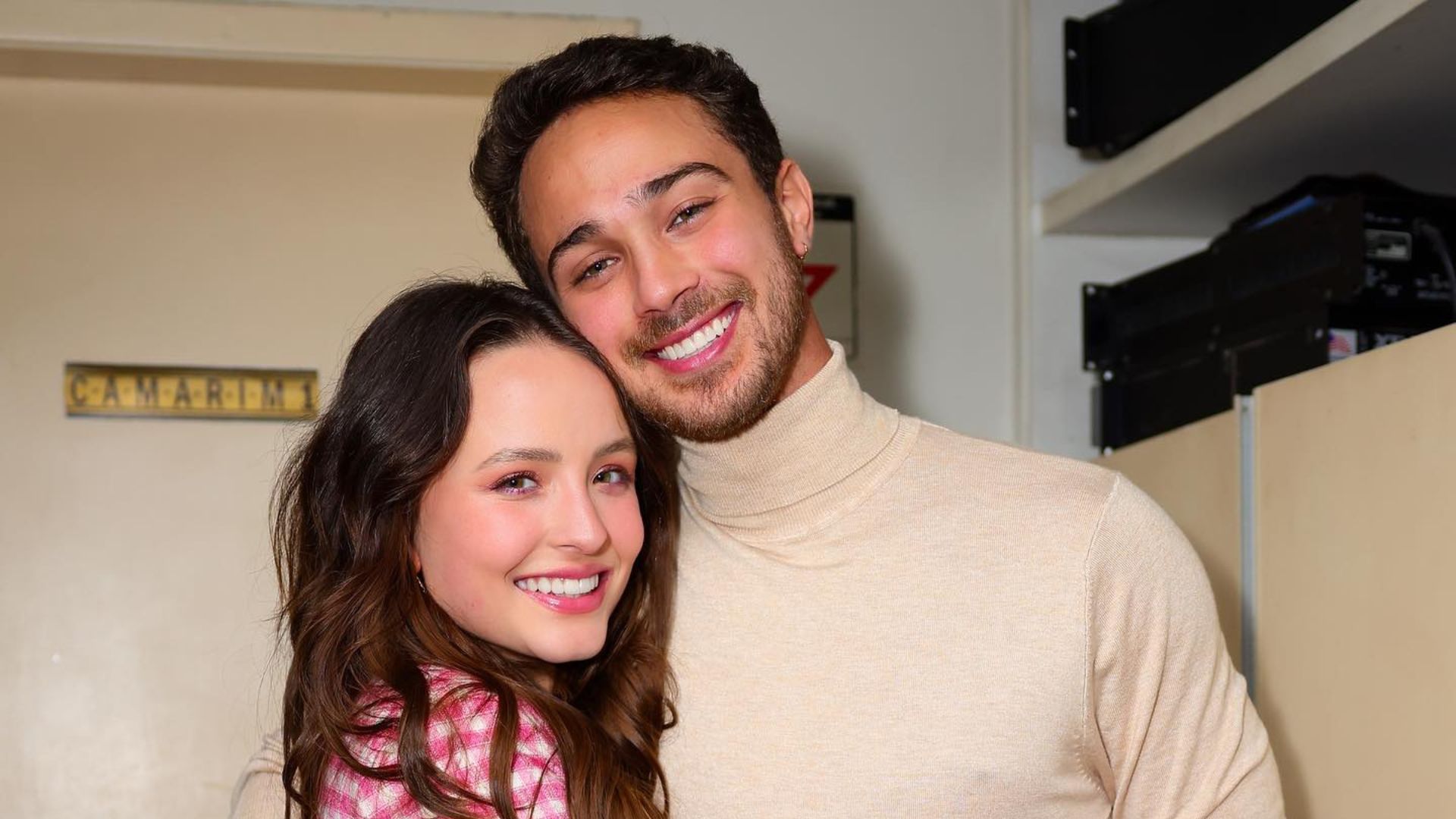 Larissa Manoela e André Luiz Frambach