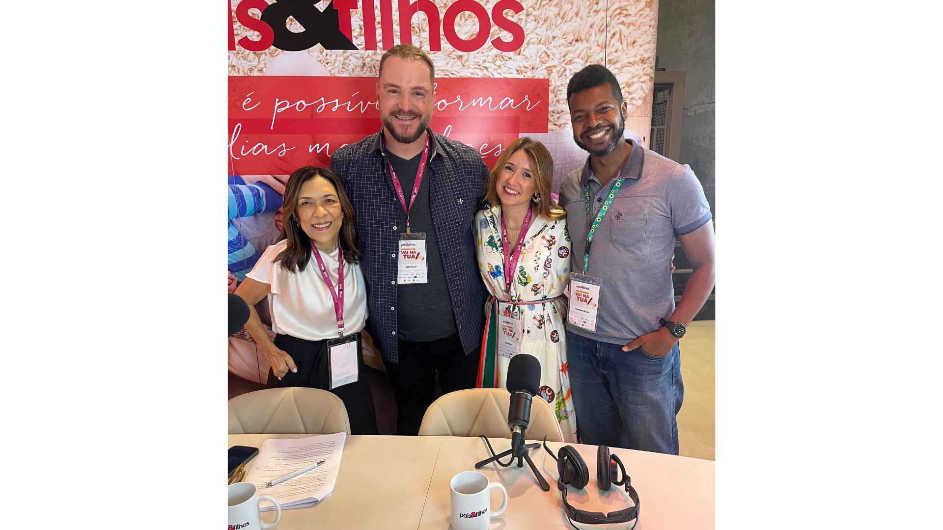 Taís, Roberta Bento e Humberto Baltar