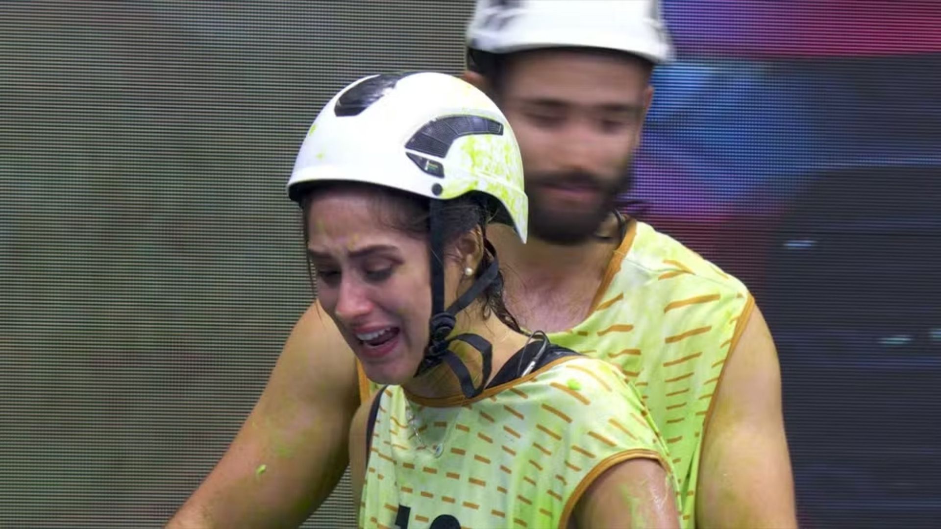 Deniziane emocionada ao ganhar a primeira prova do líder no BBB24