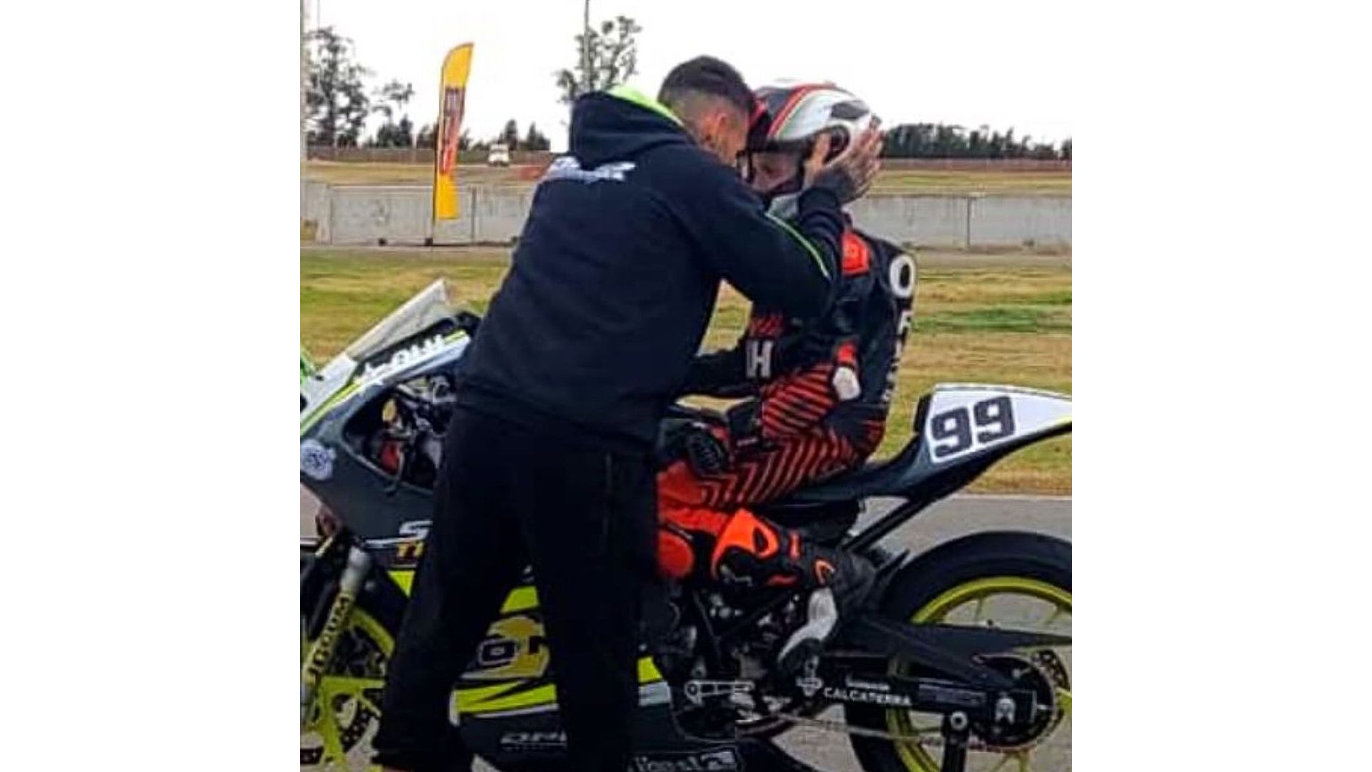 Piloto de motocicleta e treinador