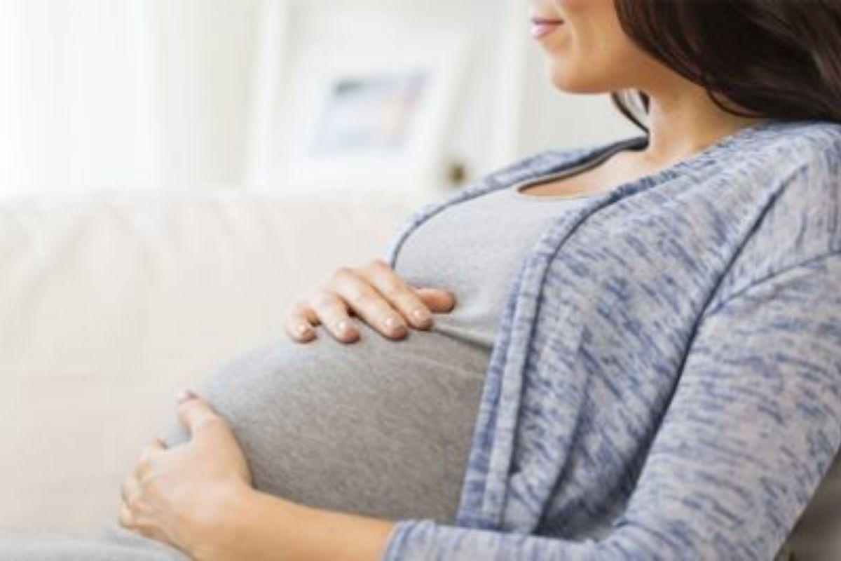 Projeto que prevê retorno de gestantes ao trabalho presencial é aprovado pela Câmara