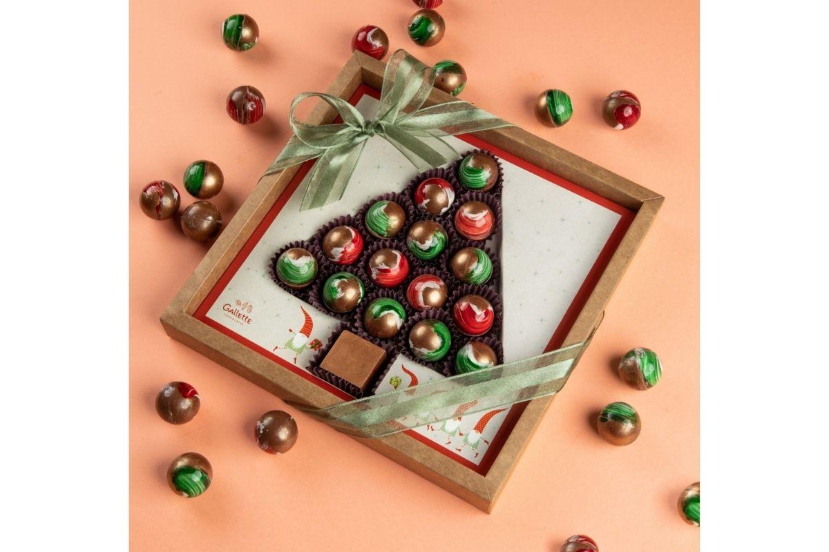 Árvore de Natal recheada