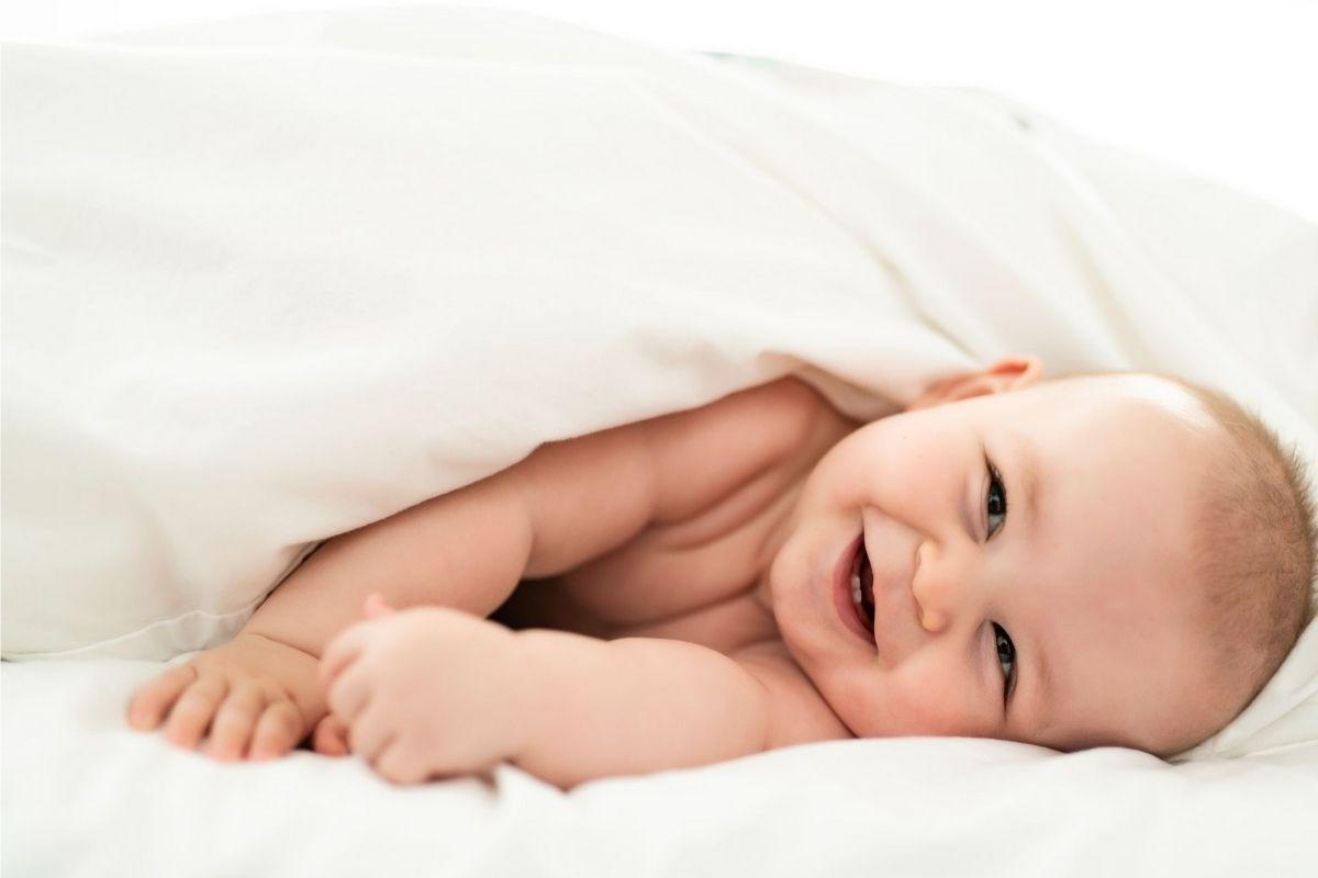 A pele do bebê é bem diferente da nossa e merece um cuidado especial