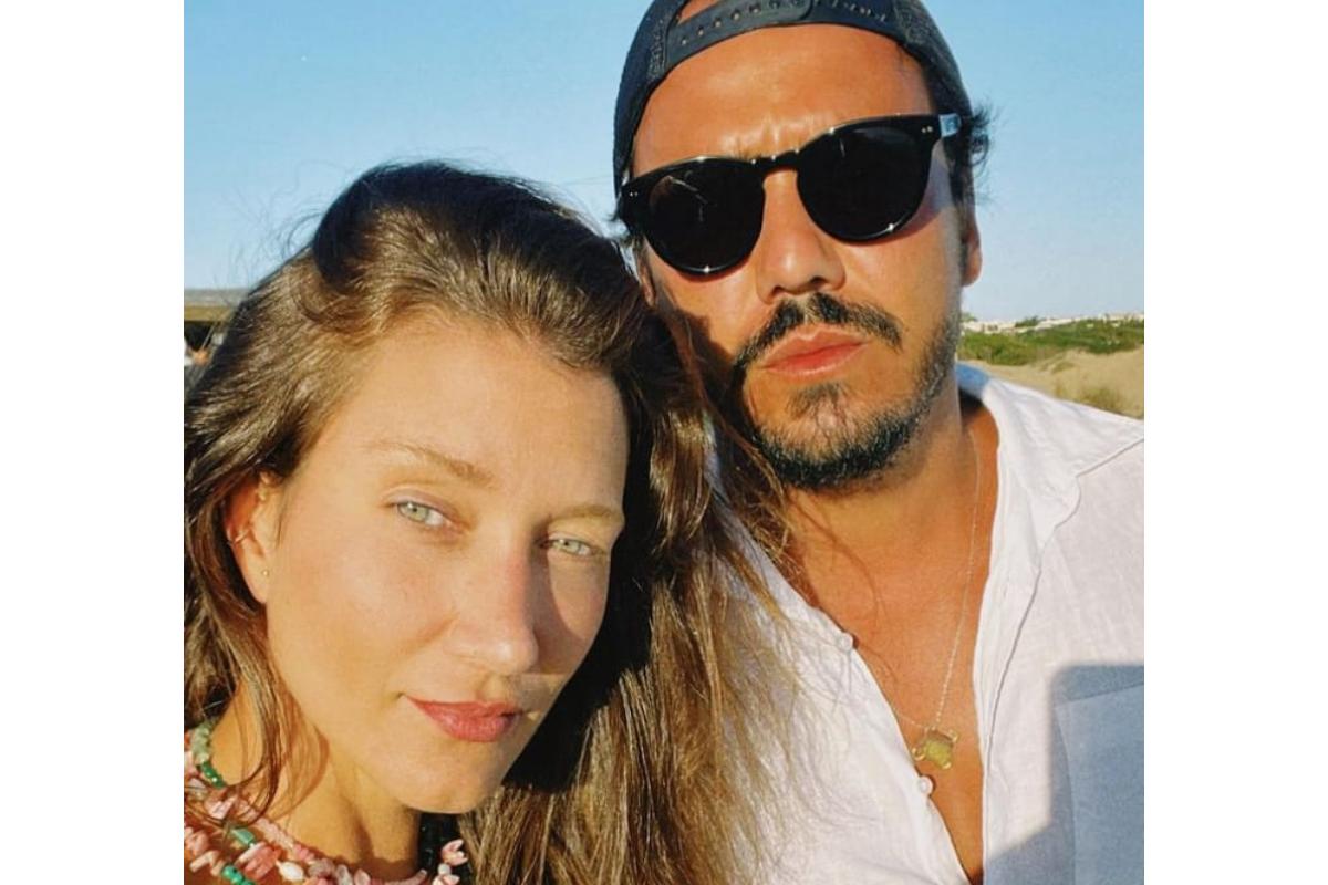 Gabriela Pugliesi anunciou sua primeira gravidez, fruto do relacionamento com Túlio Dek