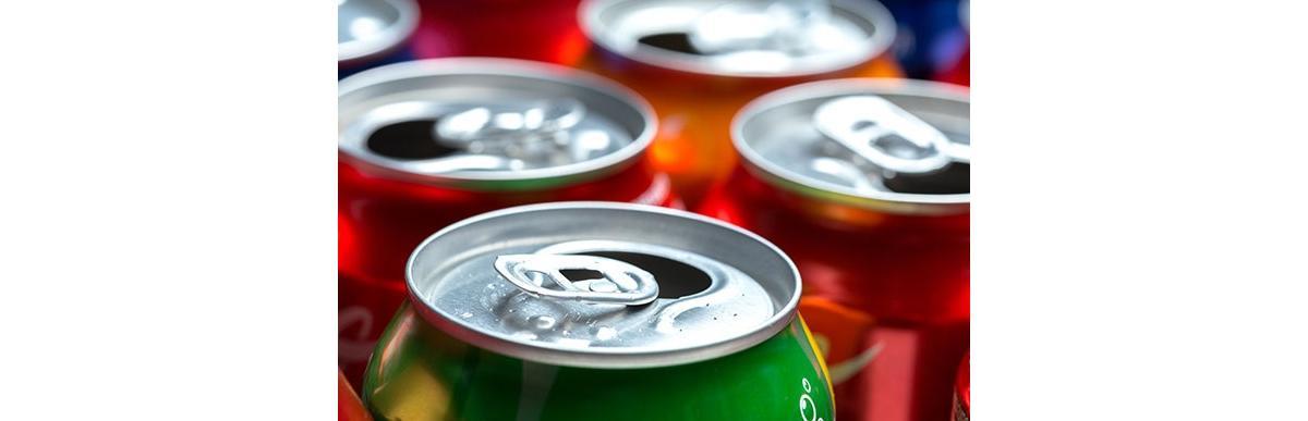 Grávida pode tomar refrigerante? Saiba quais são permitidos e a quantidade indicada por dia