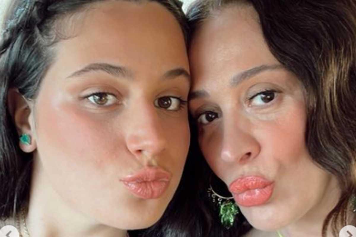 Em viagem para a Itália, Claudia Raia aproveita com a filha Sophia