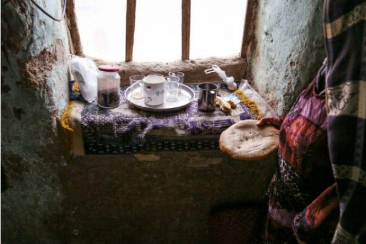 Mãe vende filho para comprar comida para a família