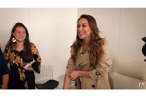 Sabrina foi conhecer o quarto onde dará à luz Zoe (Foto: Reprodução/ Youtube)