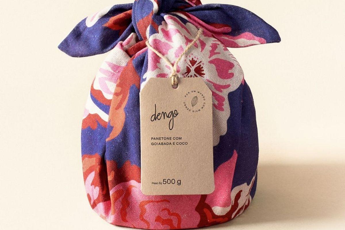 Panettone de goiaba e coco da Dengo