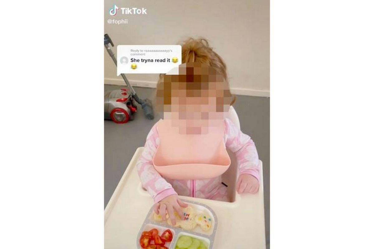 Vídeo de mãe levando comida para filha com escrita no biscoito