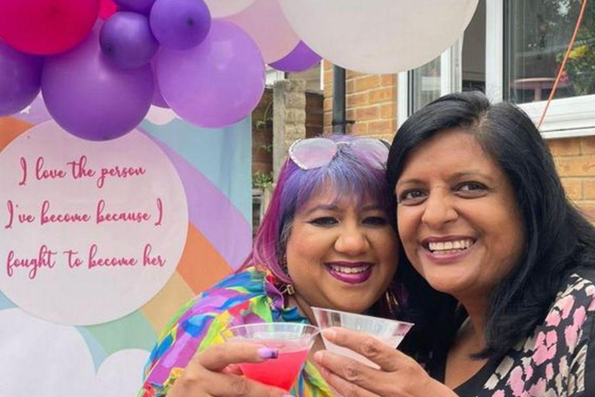 Sonia decidiu fazer uma festa para celebrar