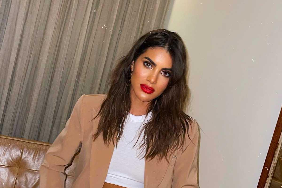 Camila Coelho está grávida do primeiro filho