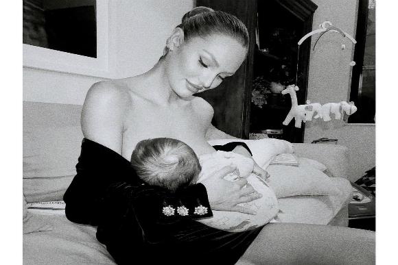Candice e o filho Ariel (Foto: Instagram/Reprodução)