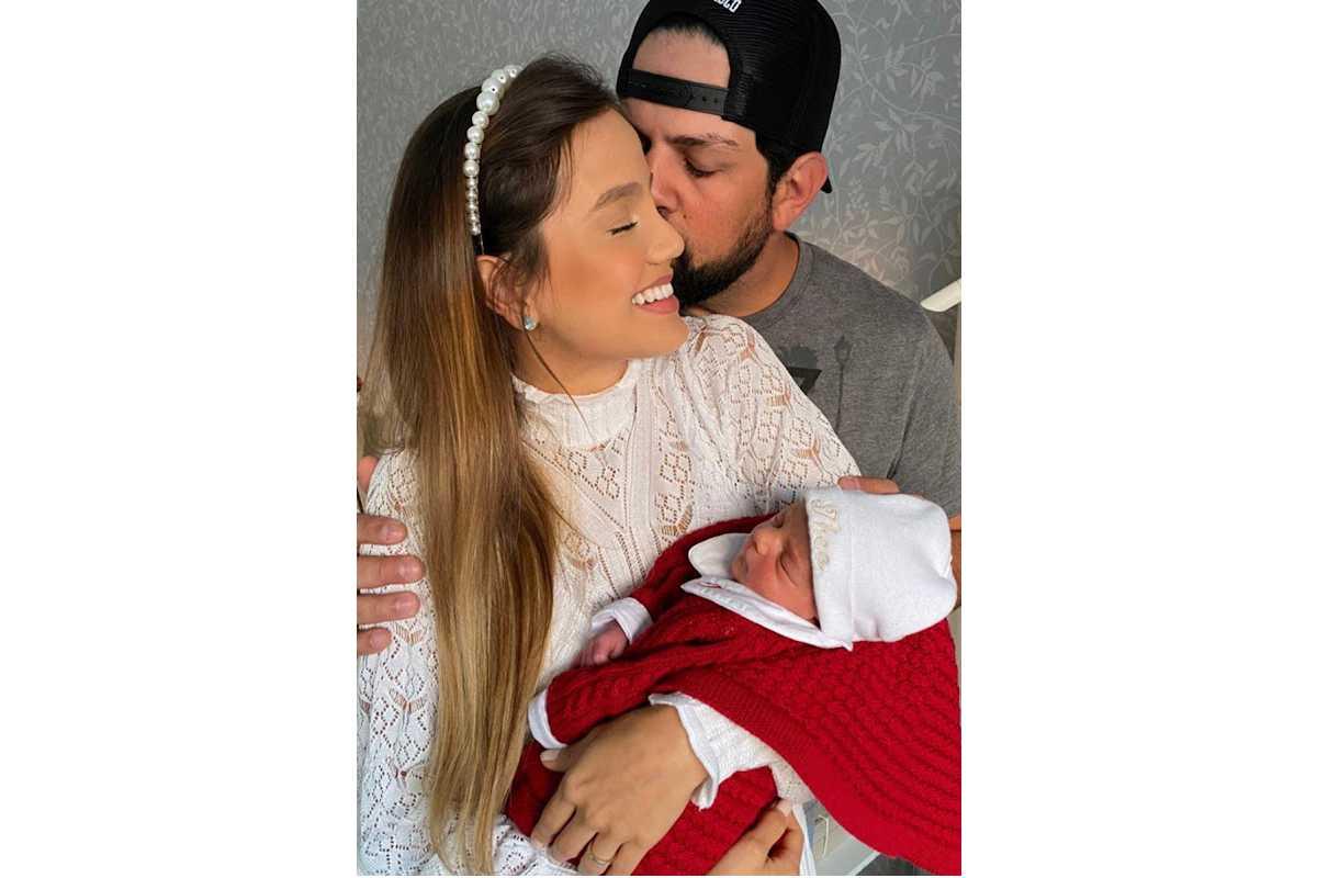 Nina & Maria traz roupas exclusivas para a saída de maternidade do seu filho