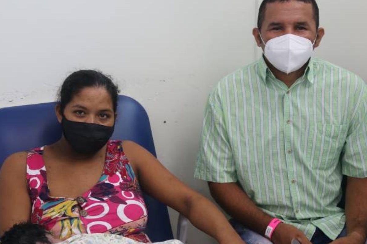 Estéfany é a primeira filha do casal!