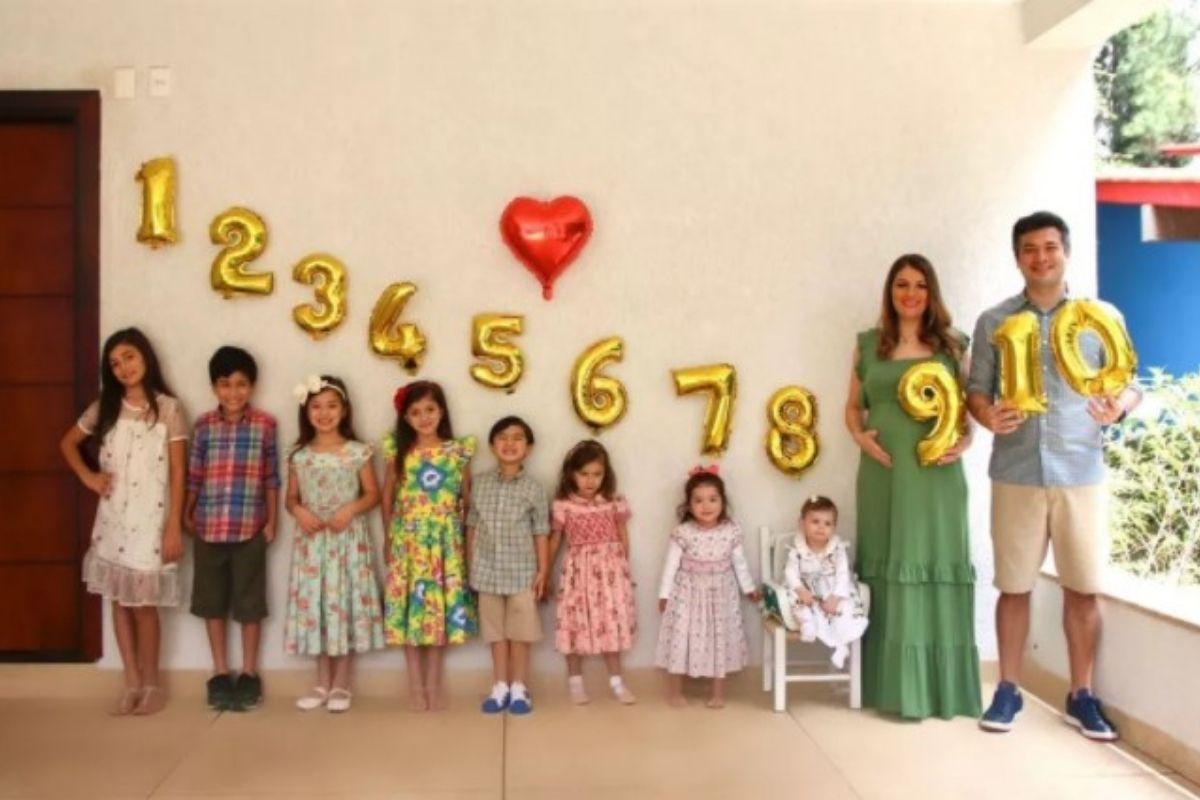 Agora a família é composta por 10 filhos