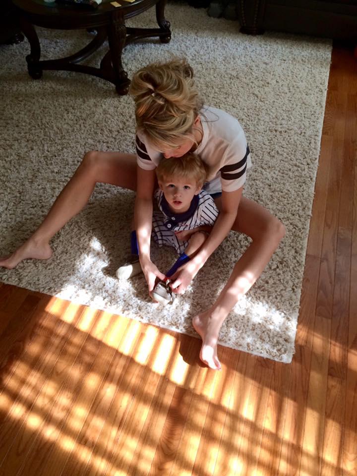 Rayena e o filho do casal