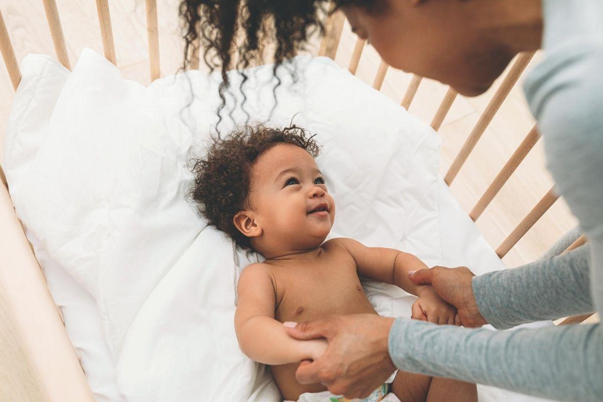 A pele de bebê precisa de cuidados especiais