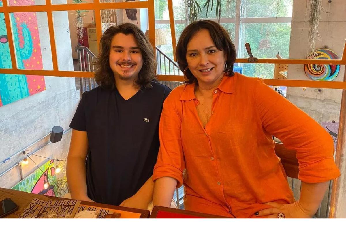 Myrian Rios e o filho, Pedro Arthur, fruto do relacionamento da atriz com André Gonçalves