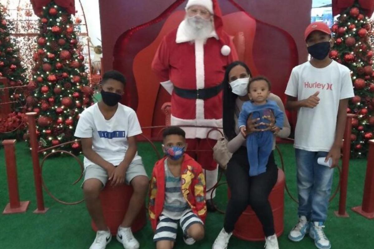 Além dos filhos, a mãe também foi ofendida pelo homem