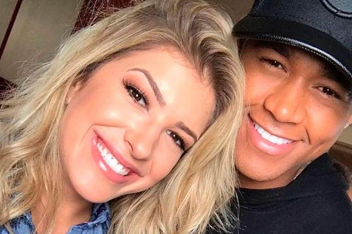 Leo Santana publica vídeo dançando com a filha