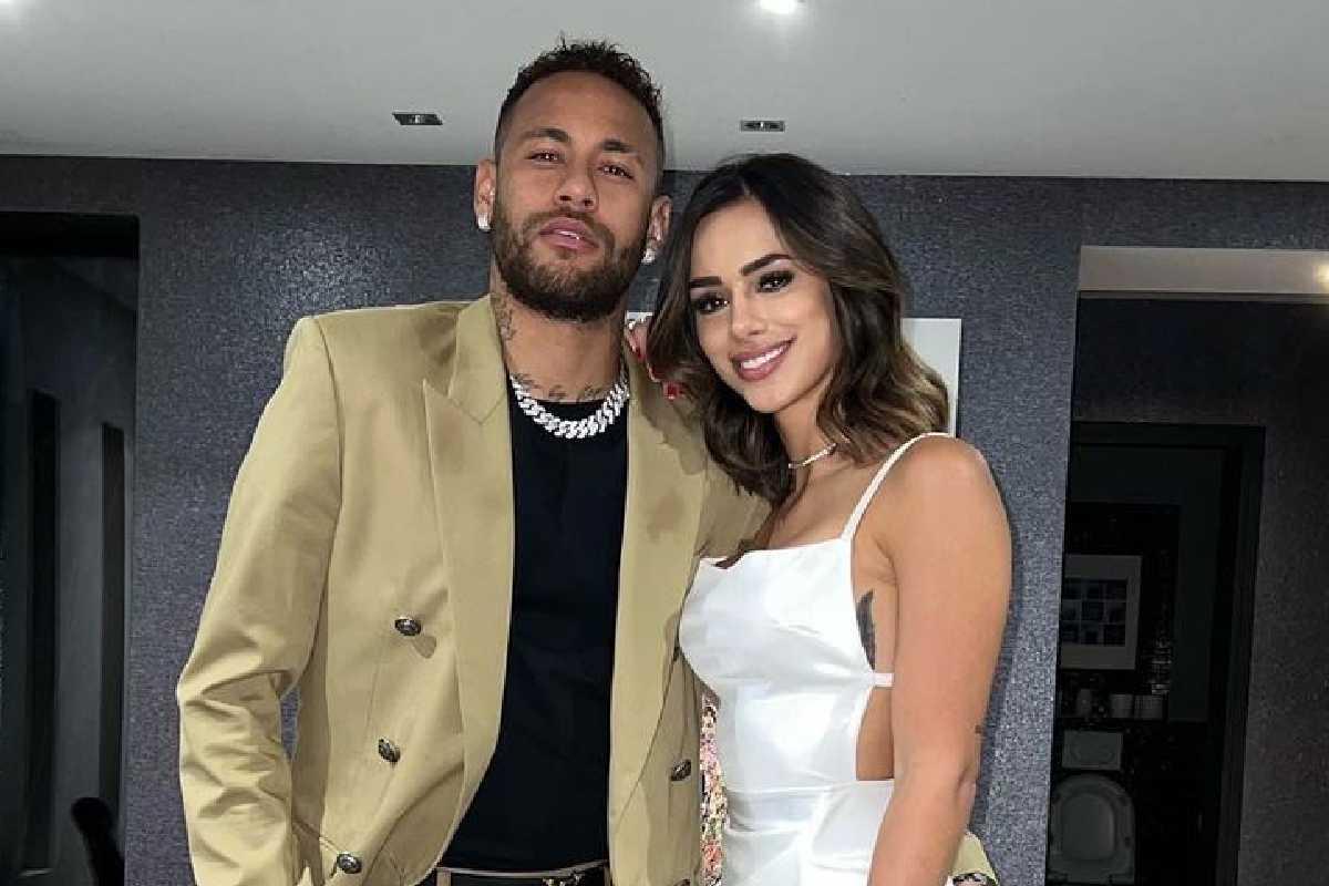 Bruna Biancardi confirmou fim do relacionamento com Neymar Jr. nas redes sociais