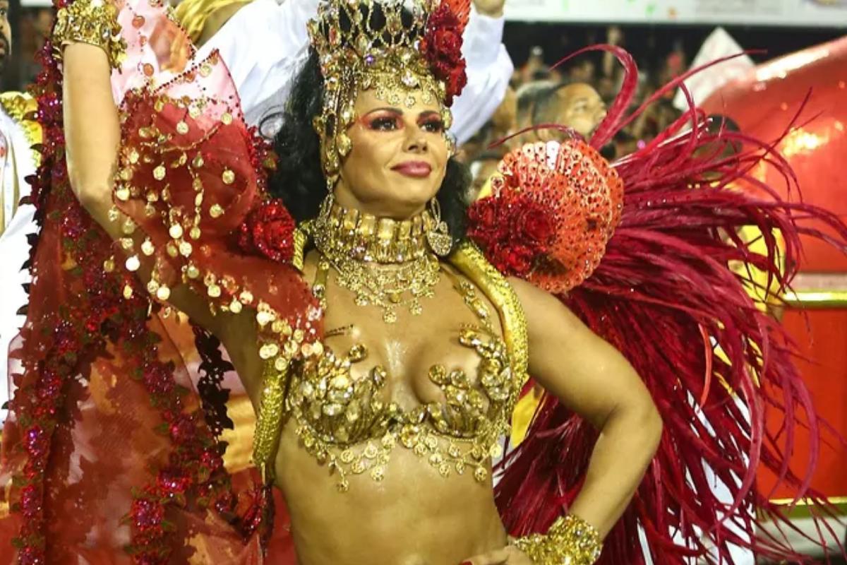 Viviane Araujo fala dos preparos físicos para desfilar grávida