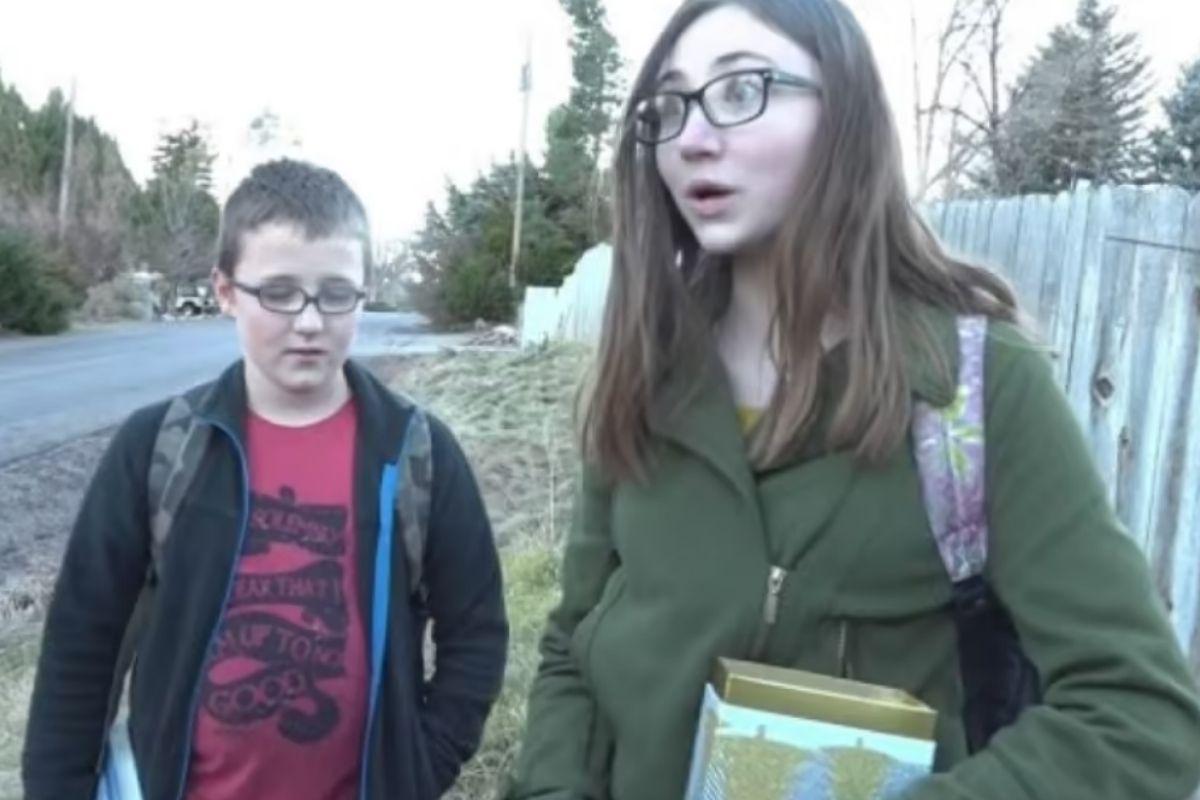 Jovem de 14 anos que perdeu a mãe e avó ganha presente surpreendente do Papai Noel