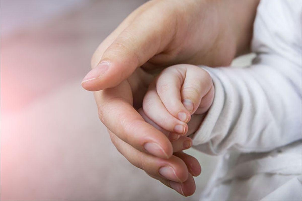 A pele do bebê ainda está em desenvolvimento e exige cuidados especiais