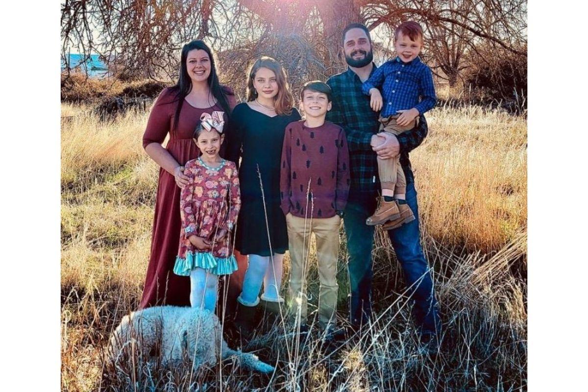 Pai entra em ônibus em chamas para salva a vida dos filhos