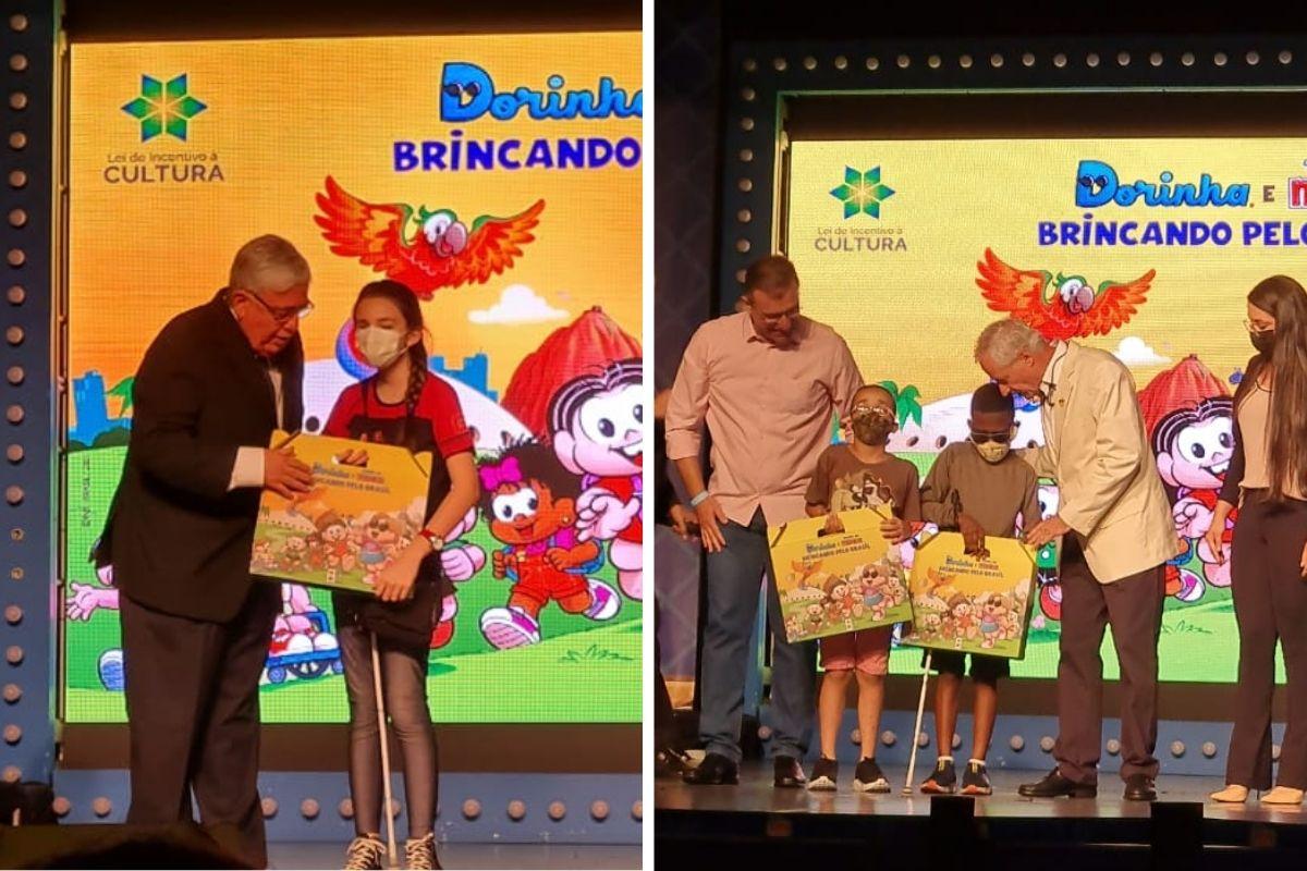 Nicole, Christian e Kevin receberam kits de livros!