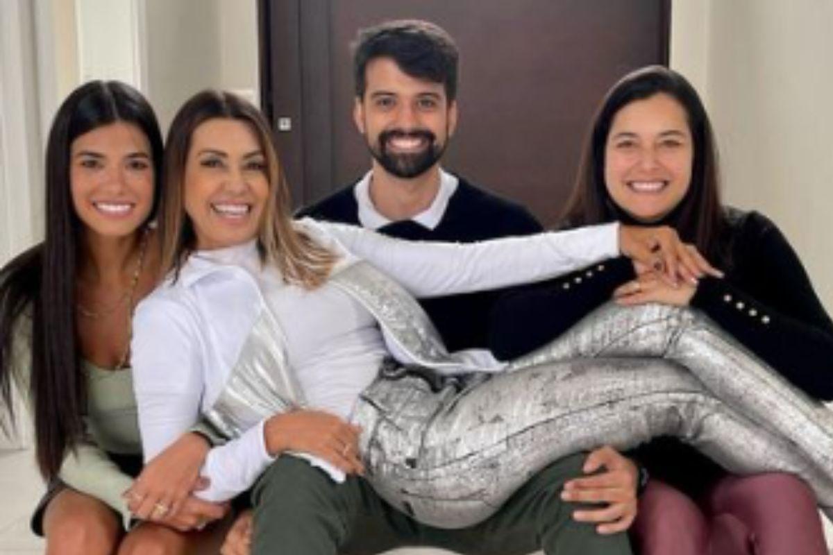 Solange Frazão com os filhos com os filhos