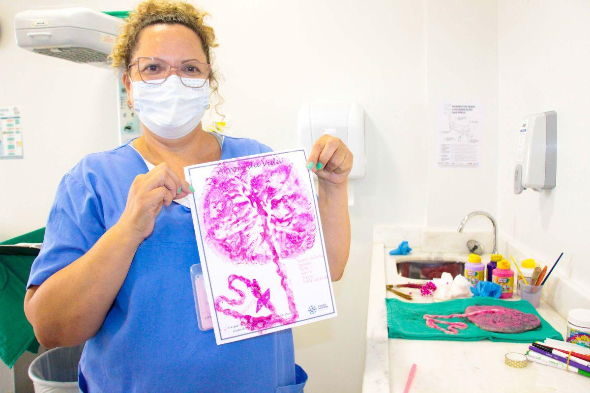 O carimbo de placenta, também chamado de árvore da vida, é uma maneira de tornar o momento do parto ainda mais humanizado