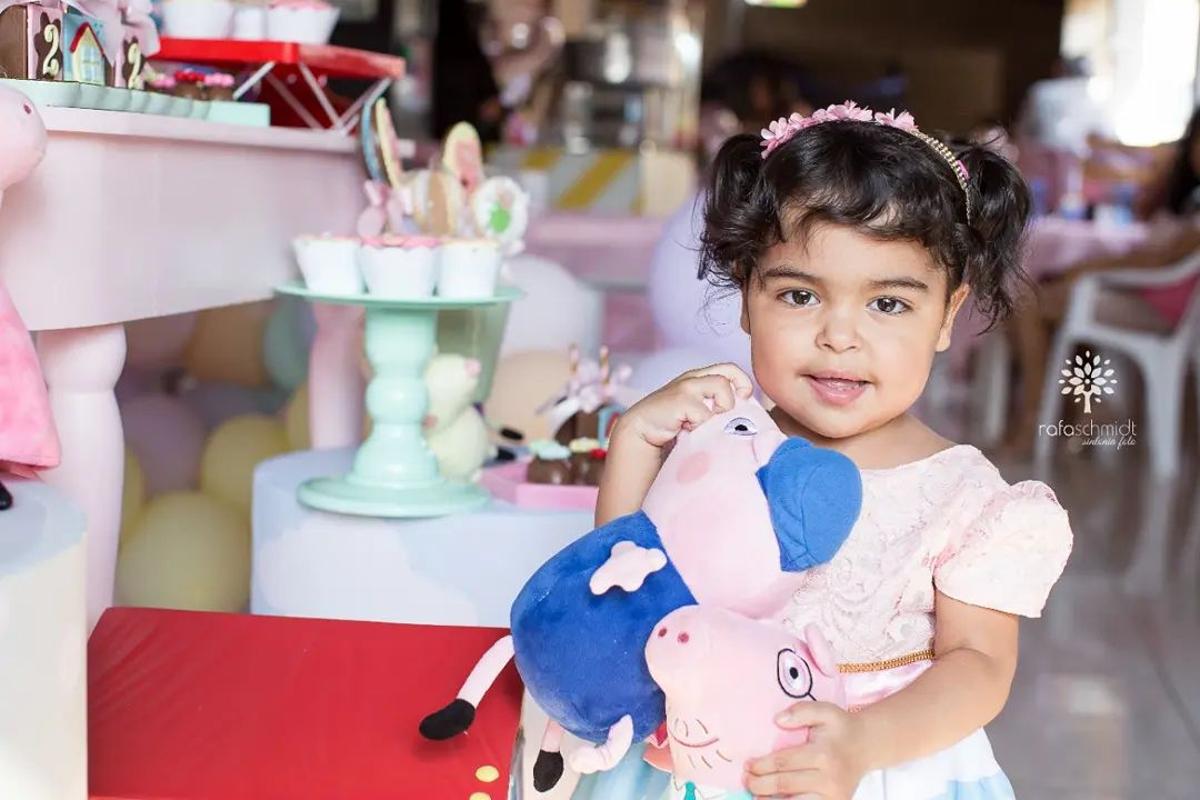 Sophia, filha do Tenente Bahia, completa 2 anos de vida