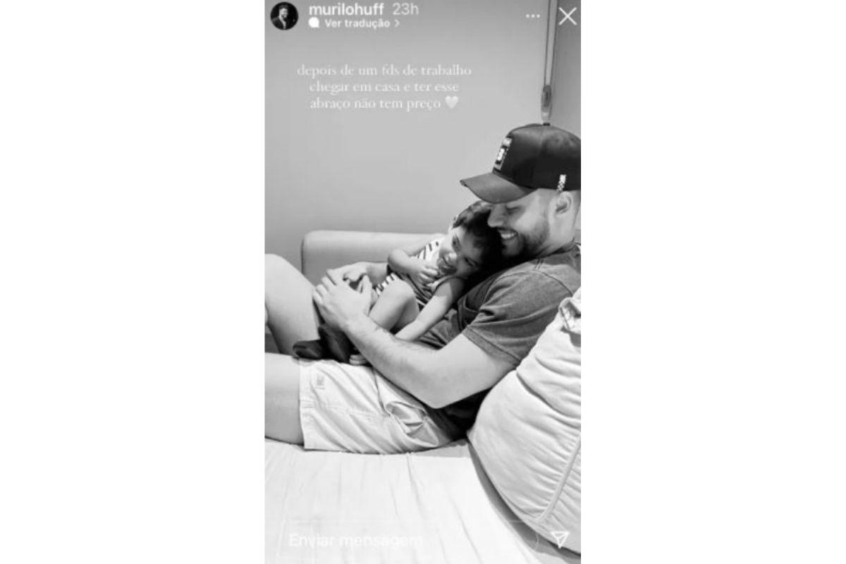 Murilo Huff ao lado do filho Leo