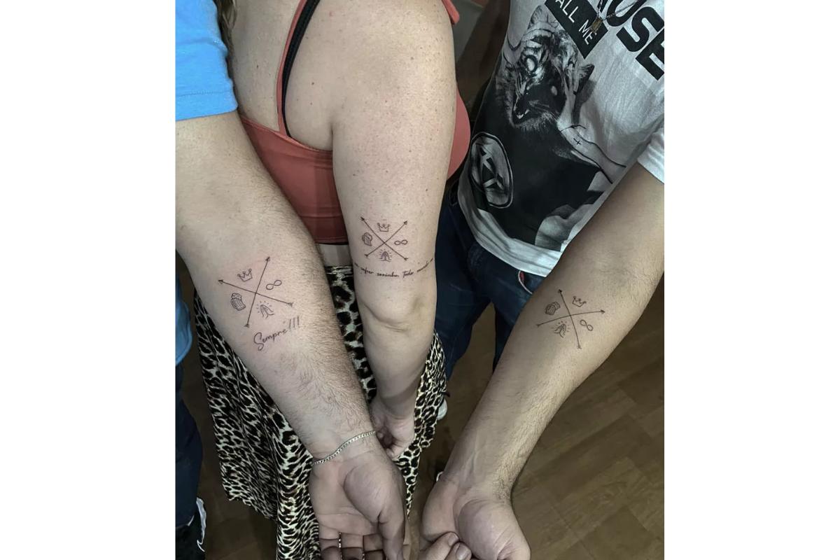 Tatuagem feita por Murilo Huff e mais 2 membros da equipe de Marília Mendonça