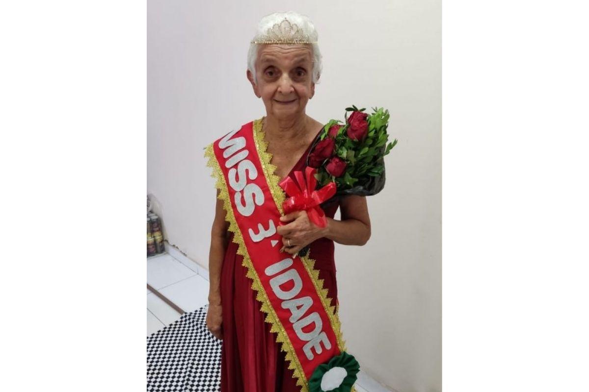 Maria Aparecida têm 81 anos de idade