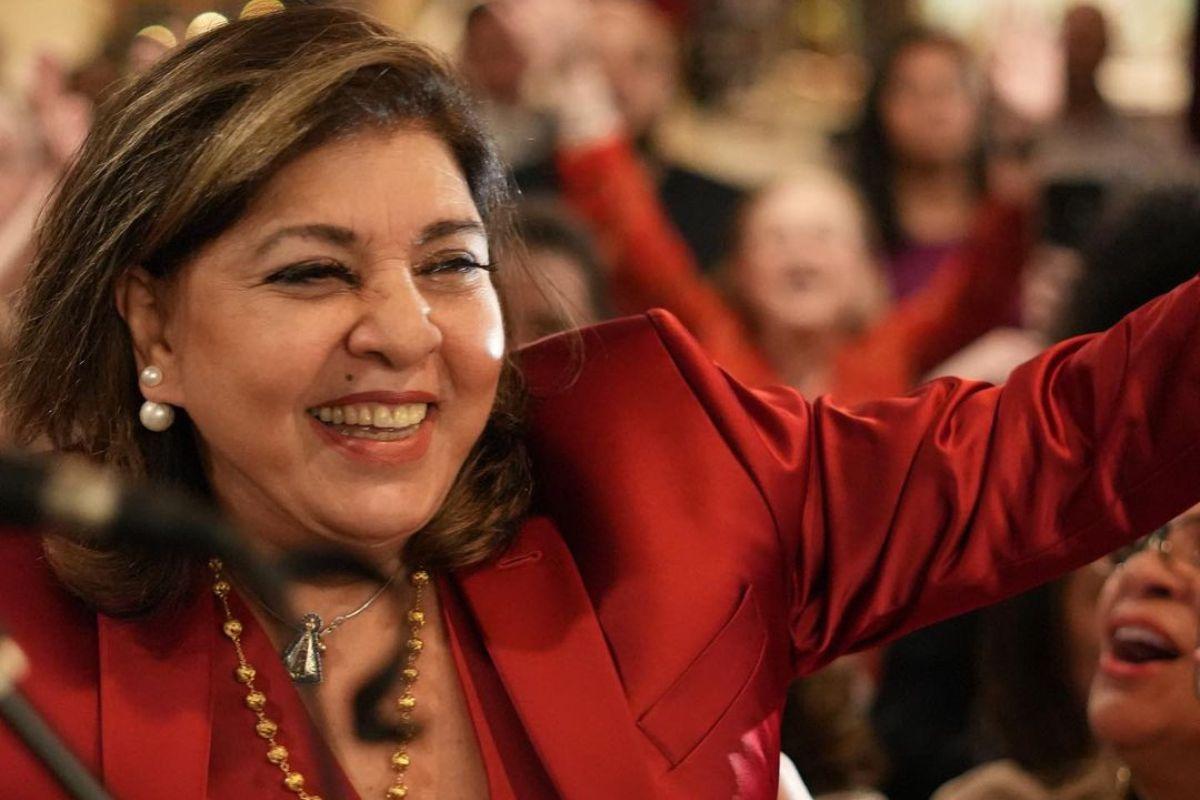 Roberta Miranda contou que a mãe deu banho de realidade nela após ficar famosa