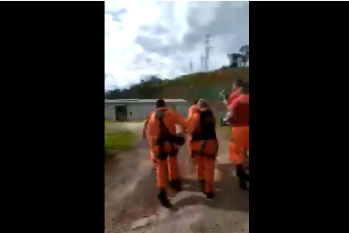 O Corpo de Bombeiros realizou o processo de reanimação no local
