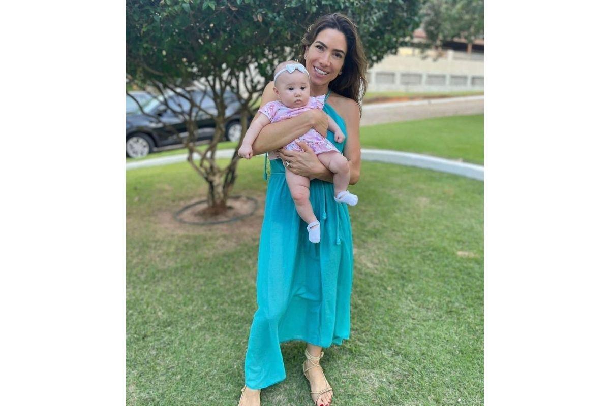 Patrícia Abravanel com Ester, filha da cunhada, Nathi Faria
