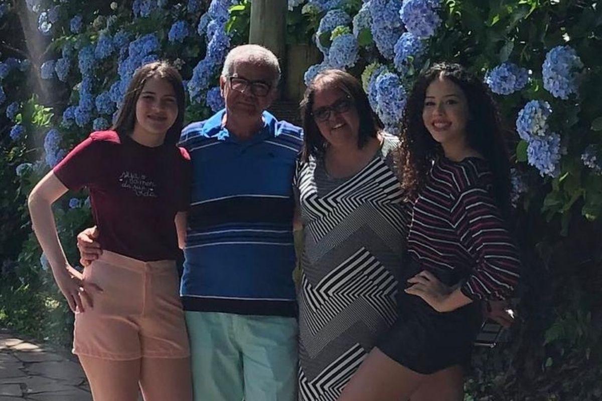 As irmãs encheram os pais de orgulho!