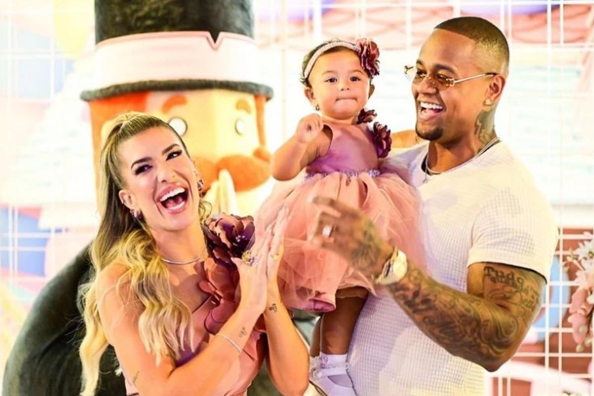 casal e filha