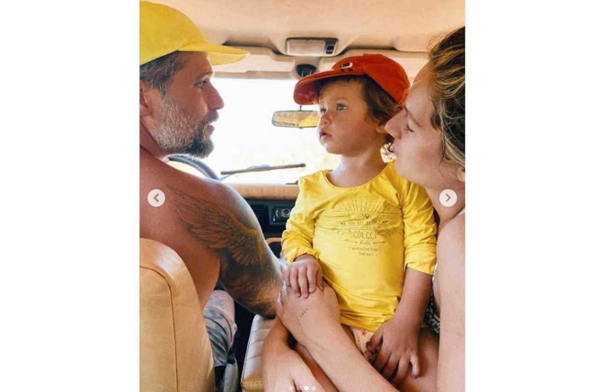 Giovanna Ewbank e Bruno Gagliasso com o filho mais novo, Zyan